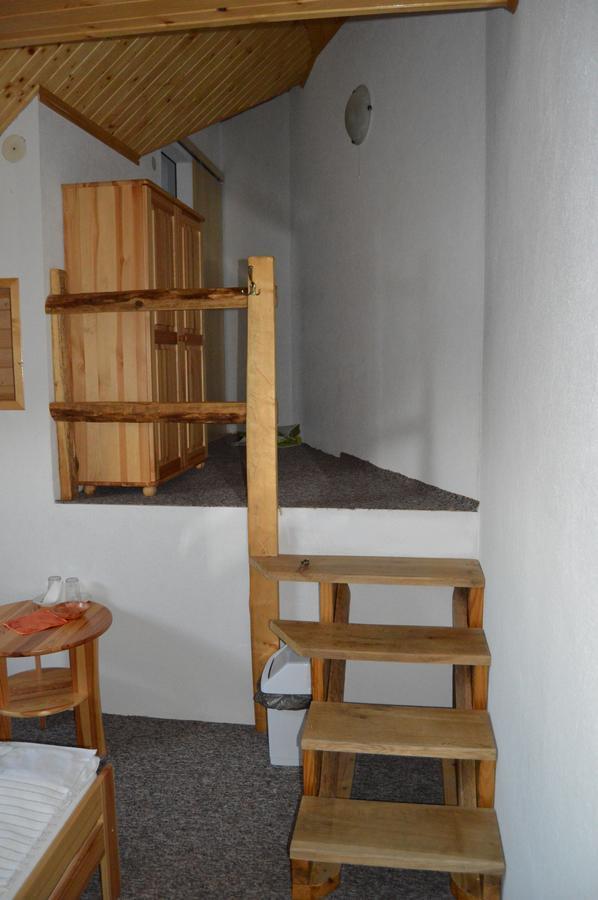 Ubytovanie Sokolica Červený Kláštor エクステリア 写真