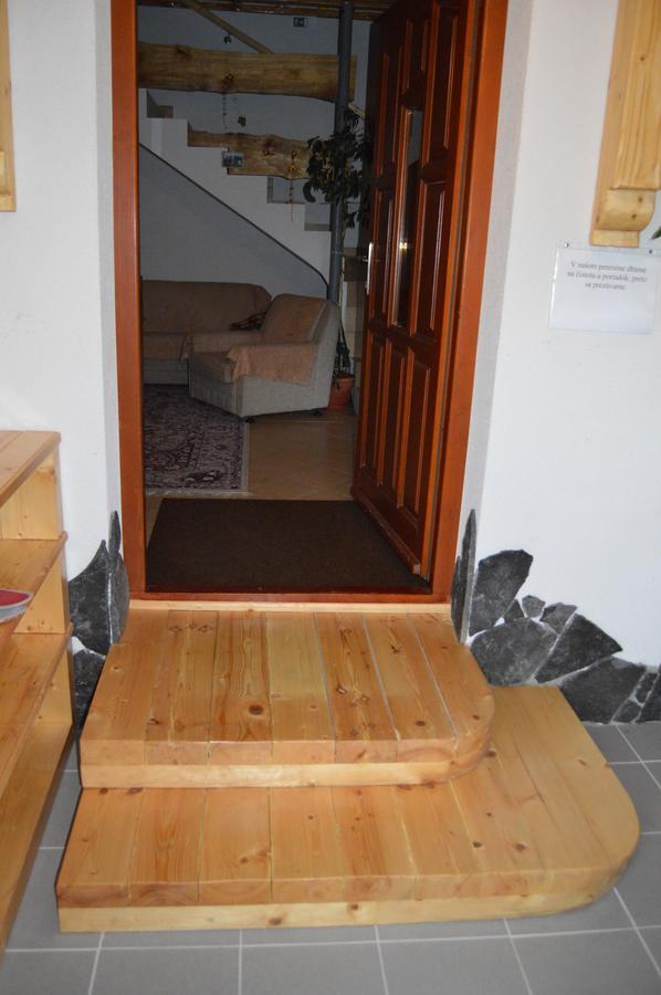 Ubytovanie Sokolica Červený Kláštor エクステリア 写真
